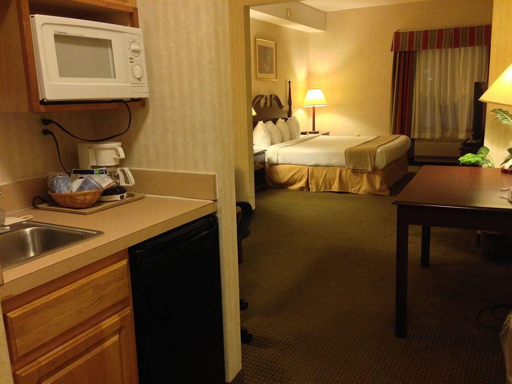 Holiday Inn Express & Suites Burlington - Mount Holly, An Ihg Hotel Westampton Esterno foto